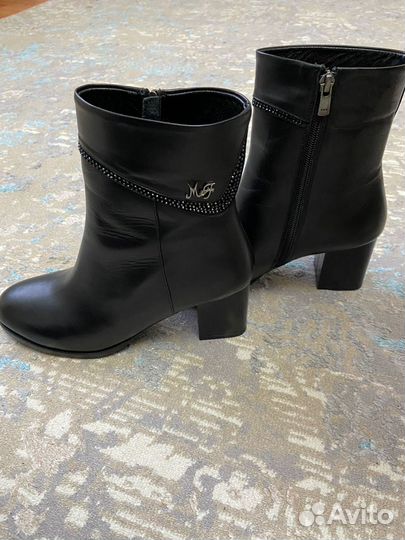 Сапоги женские натуральная кожа 39р