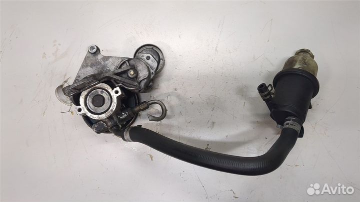 Гур Jeep Liberty, 2004