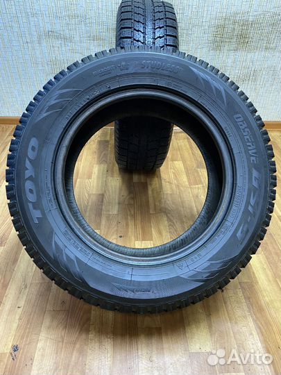 Toyo Observe GSi-5 235/65 R17