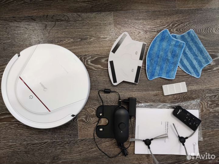 Робот пылесос Midea vcr03