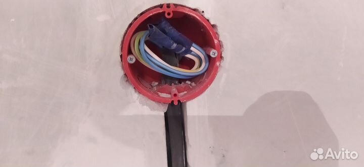 Электрик. Сборка щитов. Монтаж кабеля