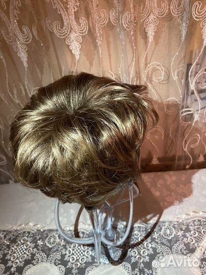 Парик женский короткий