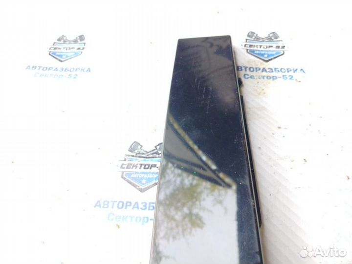 Накладка двери передняя правая Volkswagen Tiguan 1