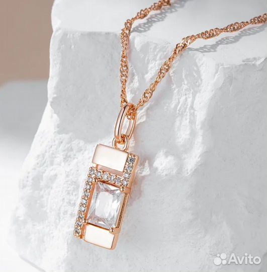 Кулон золотой с цепочкой. Проба 585 RG