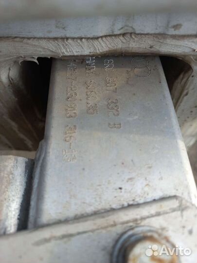 Усилитель заднего бампера ауди q5