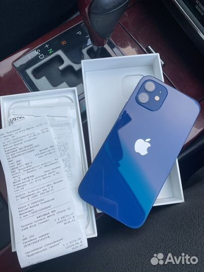 iPhone 12, 64 ГБ