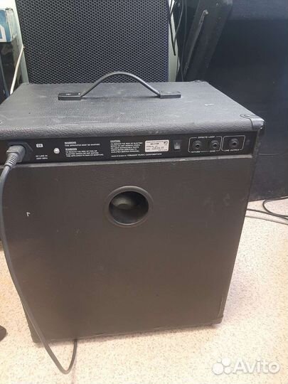 Комбоусилитель басовый