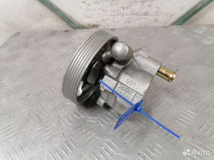 Насос гур Renault Sandero 1 1.6 16V