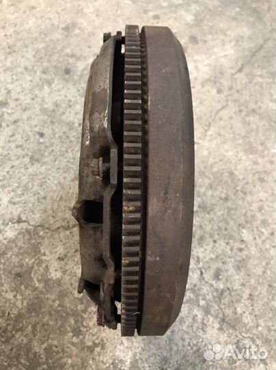 Маховик Ford Galaxy 1
