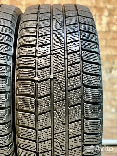 Hankook Winter I'Cept iZ 2 W616 225/45 R17