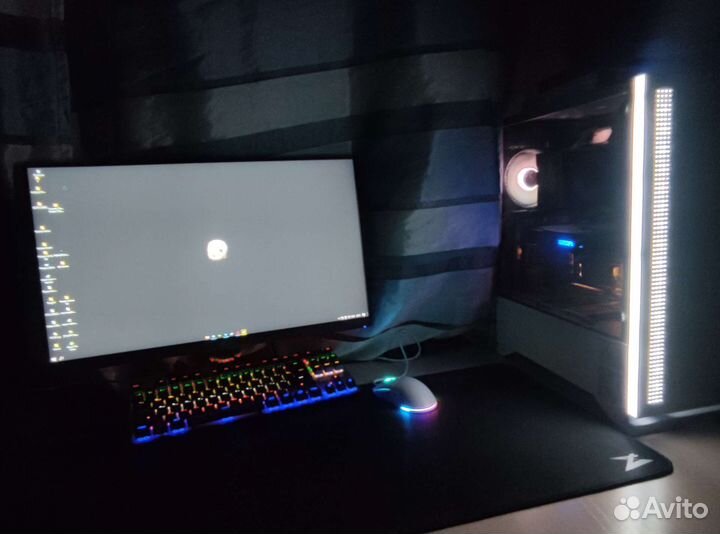 Компьютер полной комплектацией для игр и работы