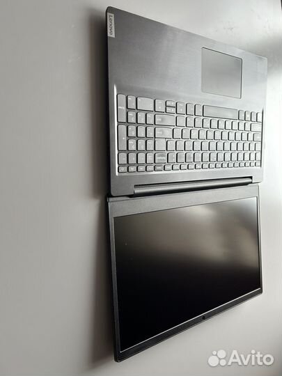 Ноутбук lenovo