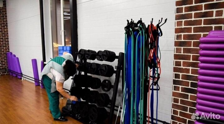 Уборщица в фитнес-клуб (зжм)