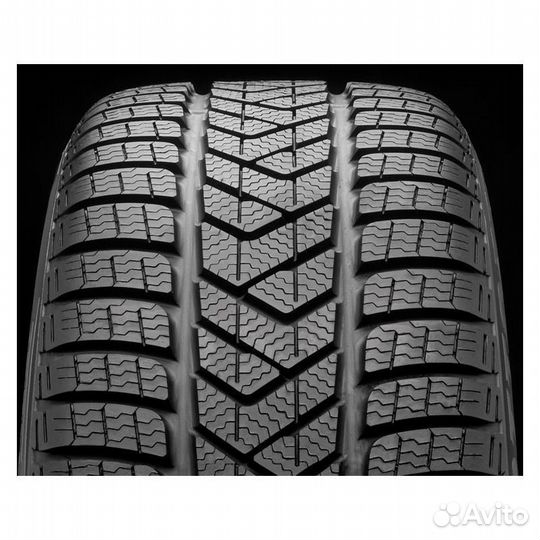 Pirelli Winter Sottozero 3 245/45 R19