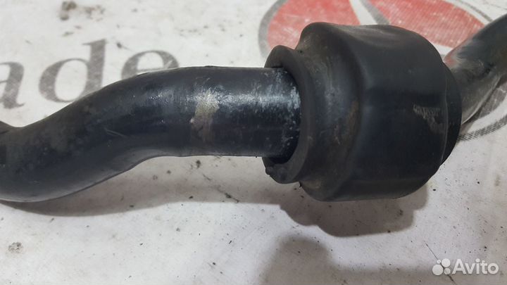 Стабилизатор передний на Mercedes-Benz W140