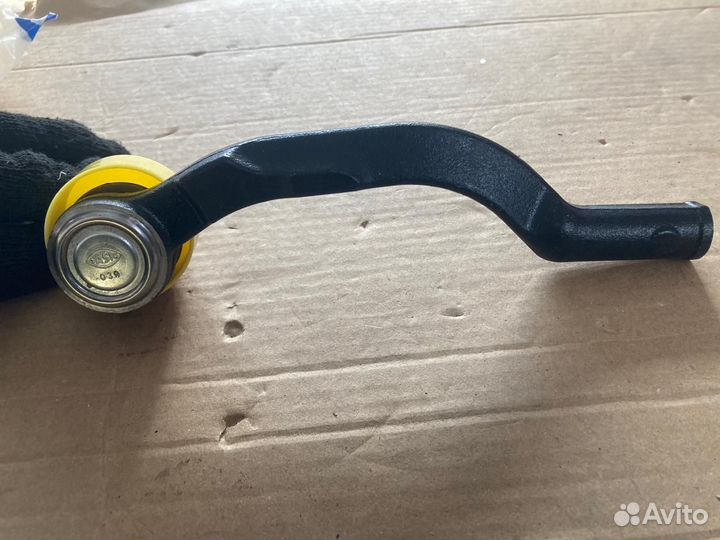 Наконечник рулевой правый Renault 4006148