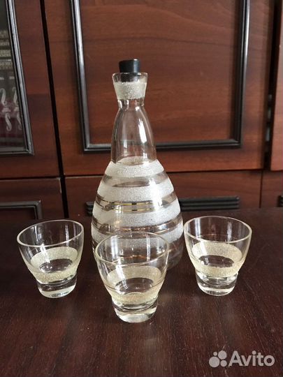 Графин,бокалы,рюмки,фужеры,ваза