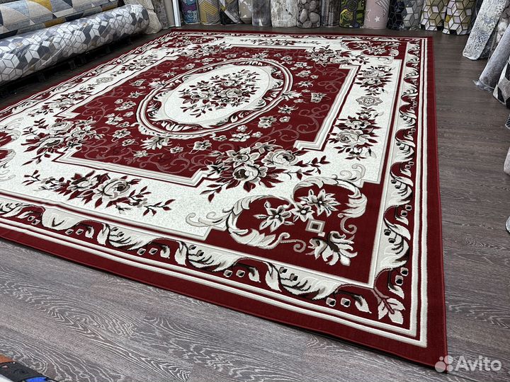 Ковер 4х4.7 новый