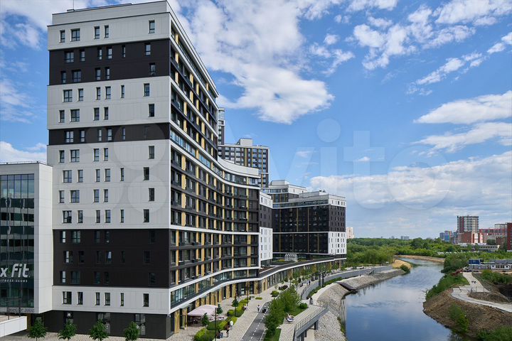Торговое помещение 277,8 м²