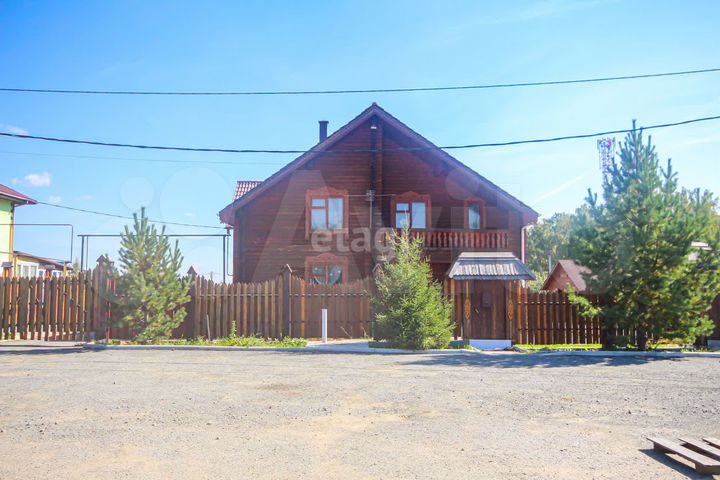 Дом 249,6 м² на участке 15 сот.