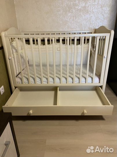 Детская кроватка