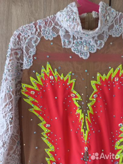 Костюм для фигурного катания