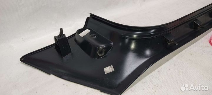 Накладка порога внутренняя передняя левая Skoda