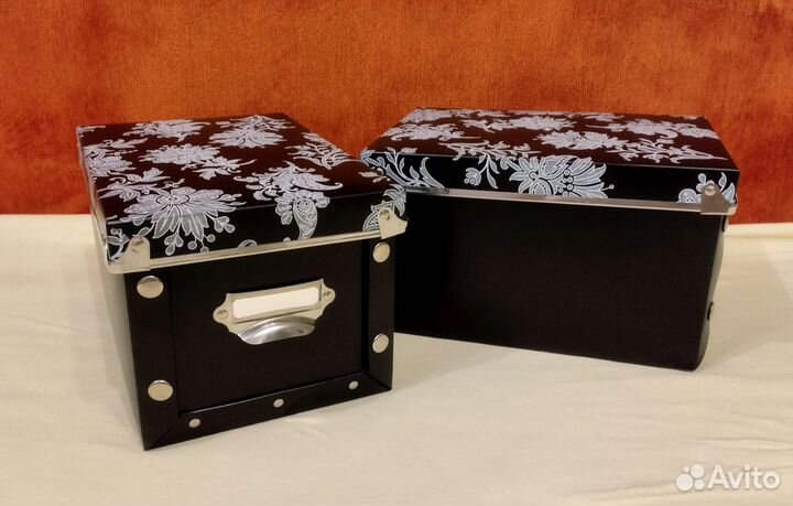 Коробки пластиковые с декором, 2 шт