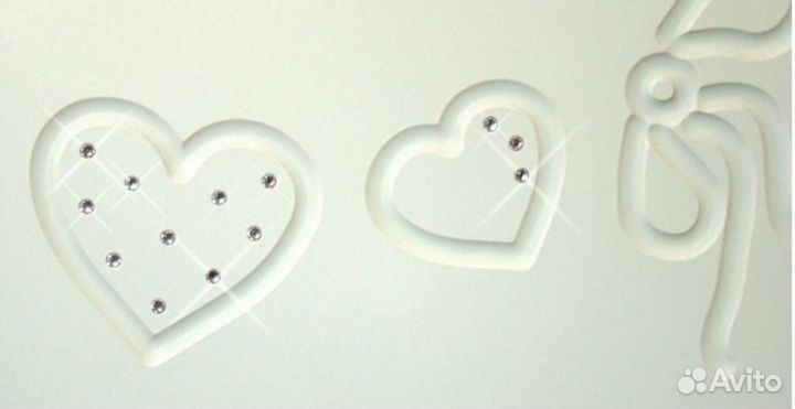 Детская кроватка с маятником и пеленальный комод