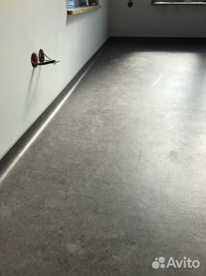 Укладка напольных покрытий / Наливной пол