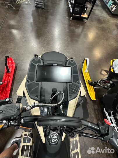 Снегоход Ski Doo брп BRP Summit Expert 850 2025