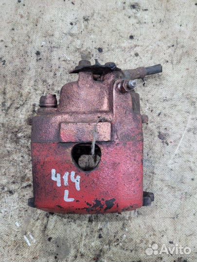 Суппорт передний левый Volkswagen Golf MK3 AAM