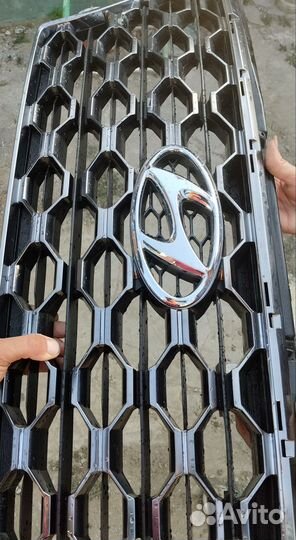 Решетка радиатора hyundai santa fe 4