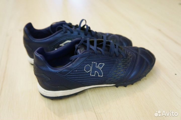 Футбольные шиповки kipsta размер 41.5