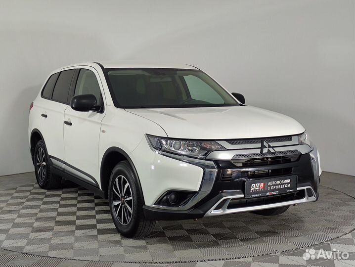 Mitsubishi Outlander 2.0 CVT, 2020, 82 860 км