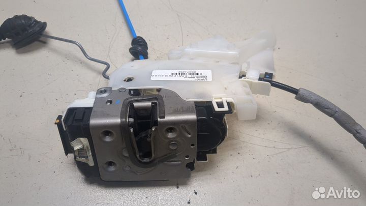 Замок двери Mercedes E W212, 2014