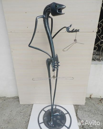 Вешалка подставка