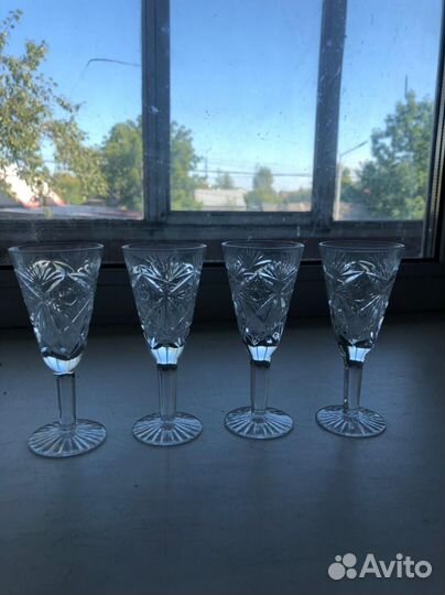 Хрустальные рюмки на ножке СССР