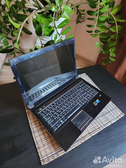 Lenovo v560