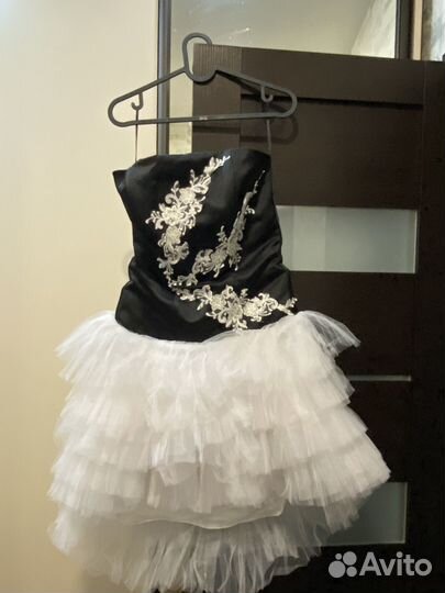 Платье вечернее