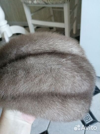 Берет женский норковый