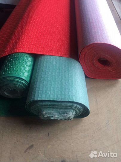 Кожзаменитель мебельный