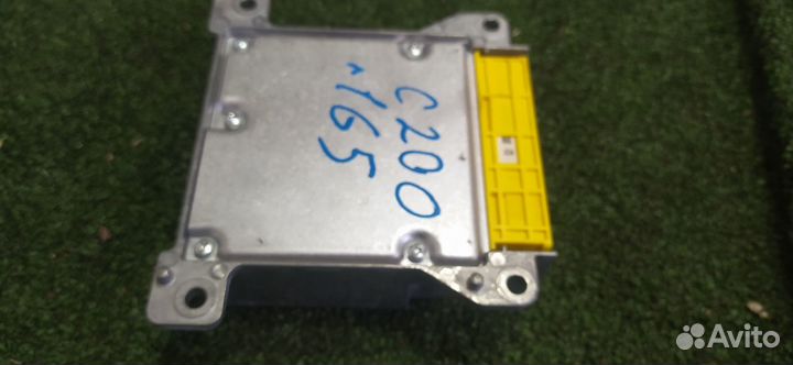 Блок управления airbag Mercedes C200 Cgi 204