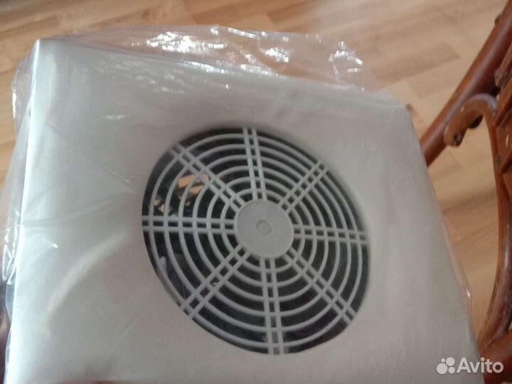 Новая вытяжка для маникюра