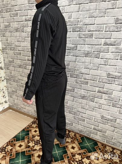 Спортивный костюм мужской