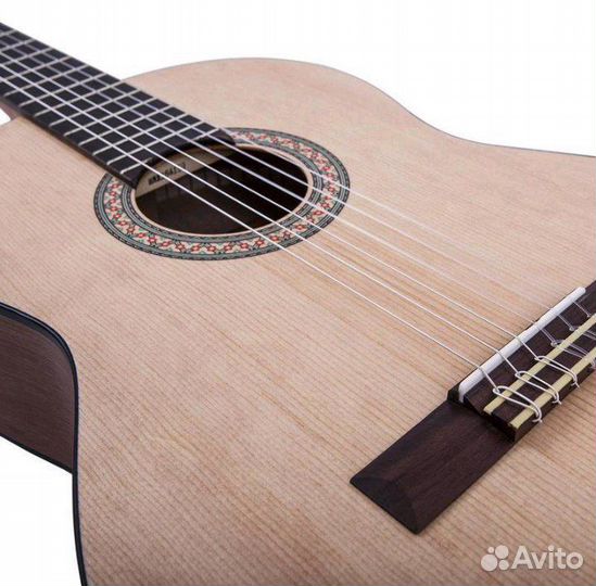 Классическая гитара yamaha c40m