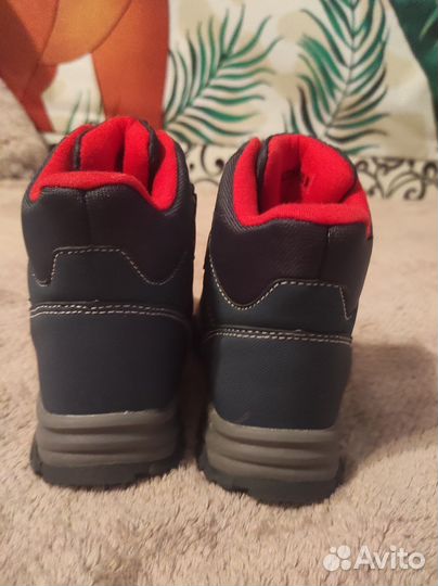 Зимние ботинки для мальчика 28