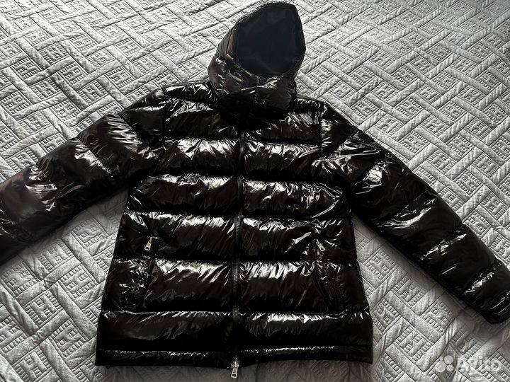 Пуховик moncler глянцевый