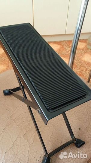 Подставка для ноги гитариста