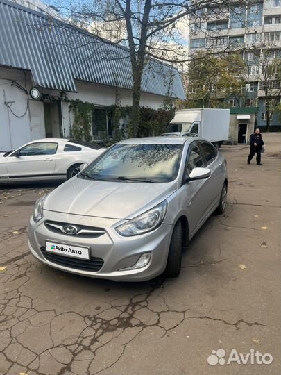 Hyundai Solaris 1.4 AT, 2011, 183 000 км